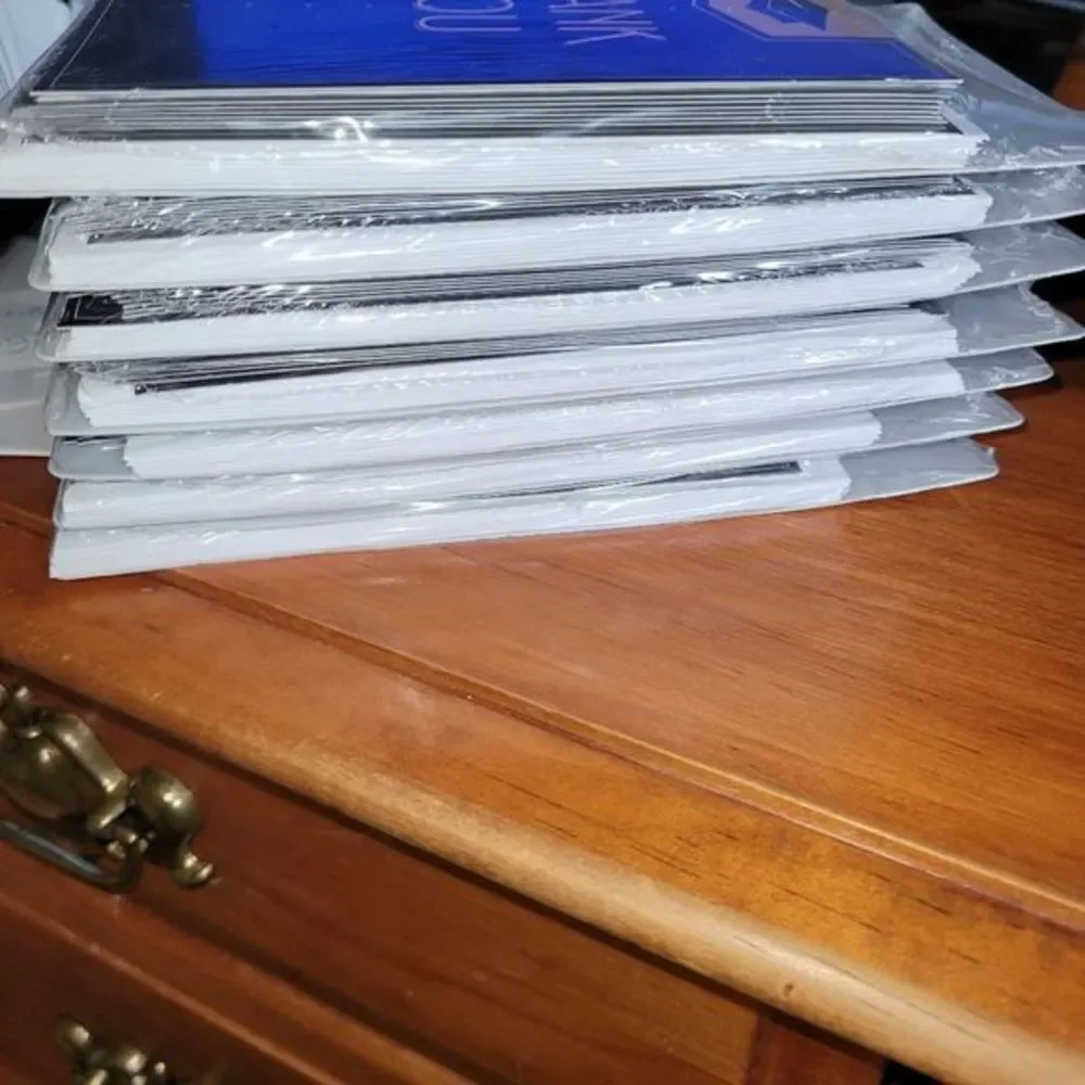 Hallmark graduation‎ Thank you cards